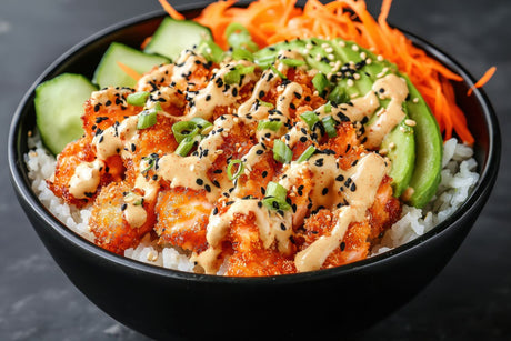 Zrób chrupiący łososiowy poke bowl – szybko, zdrowo i smacznie z ONYX Cookware