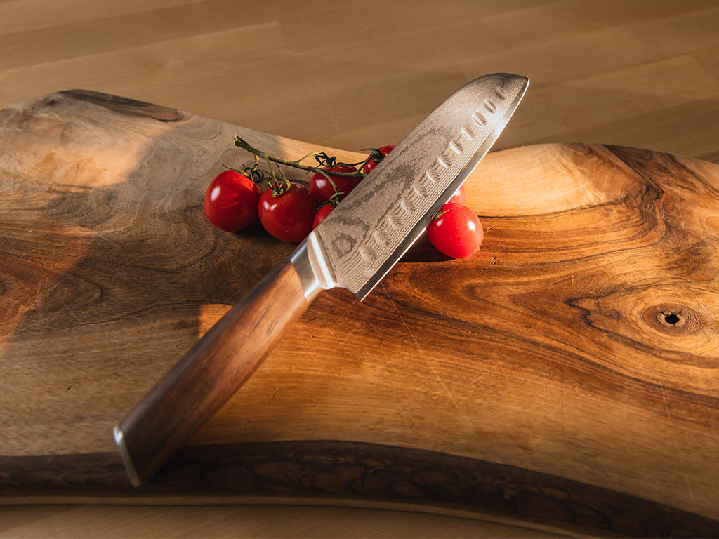 Zestaw noży damasceńskich: nóż szefa kuchni i santoku