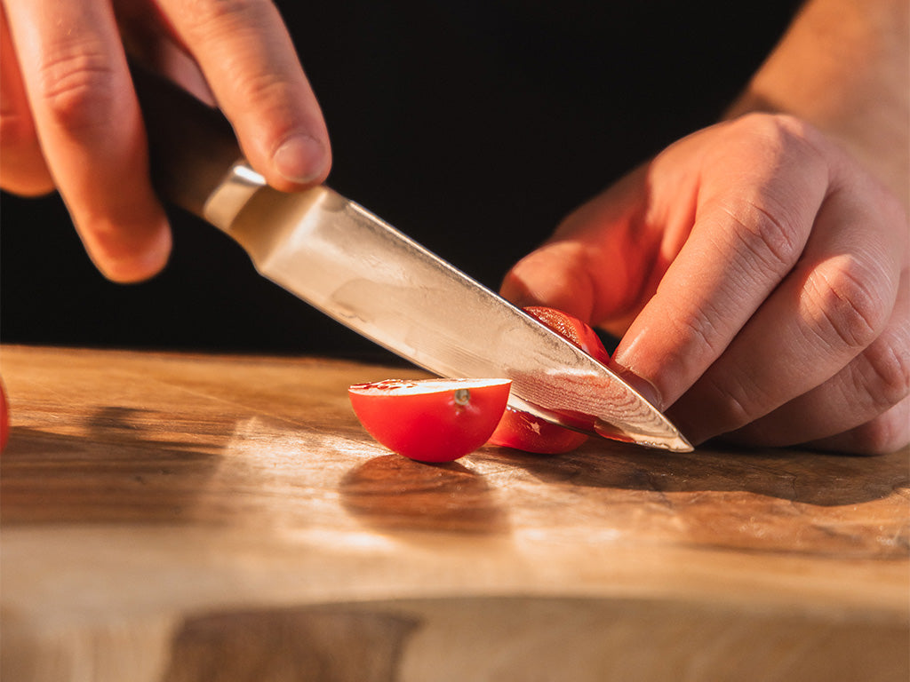 Zestaw noży damasceńskich: nóż szefa kuchni i santoku