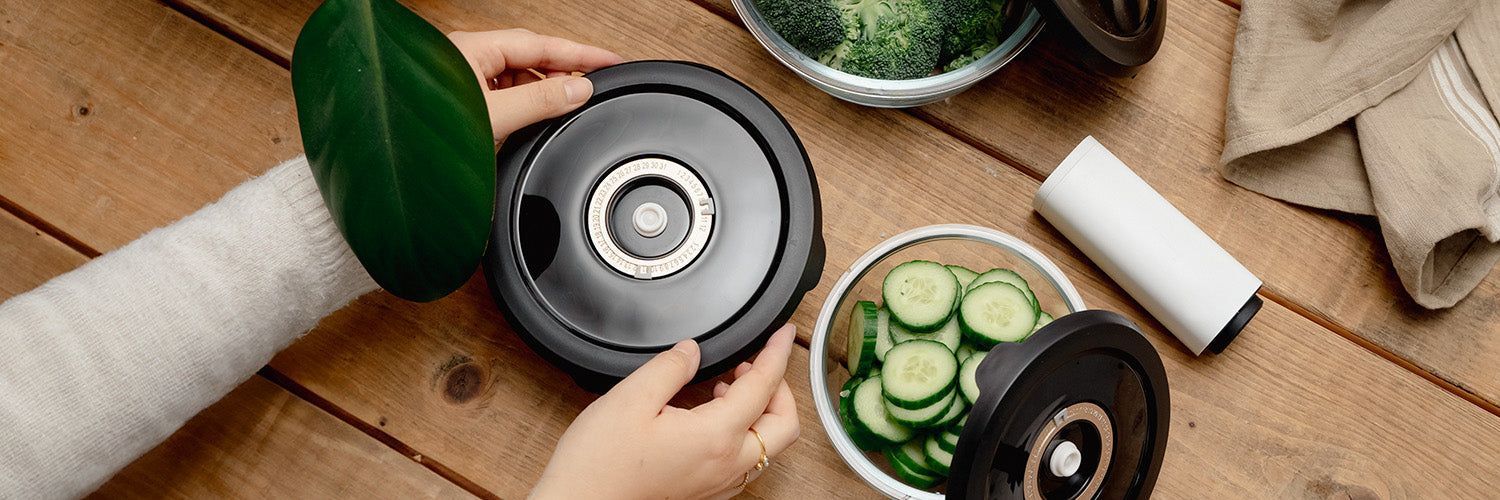 OKRĄGŁY SZKLANY POJEMNIK VACUUM – 1400 ML