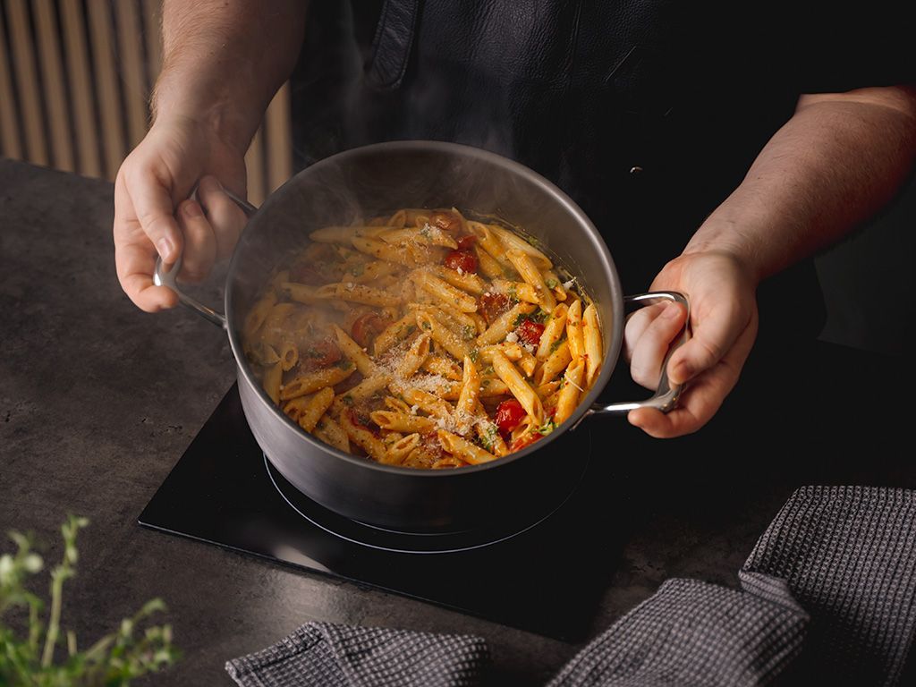 ZERO – NATURALNA POWŁOKA NIEPRZYWIERAJĄCA GARNEK 24CM - 3