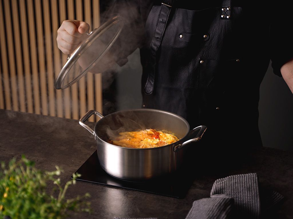 ZERO – NATURALNA POWŁOKA NIEPRZYWIERAJĄCA GARNEK 24CM - 5