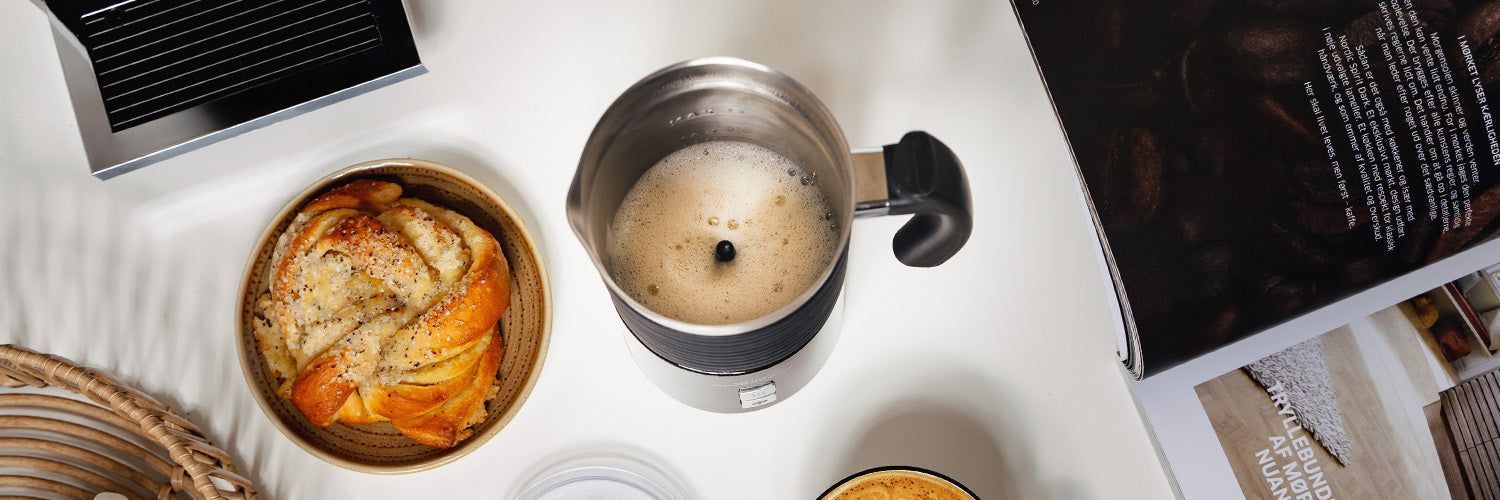 Garnek na mleczną pianę