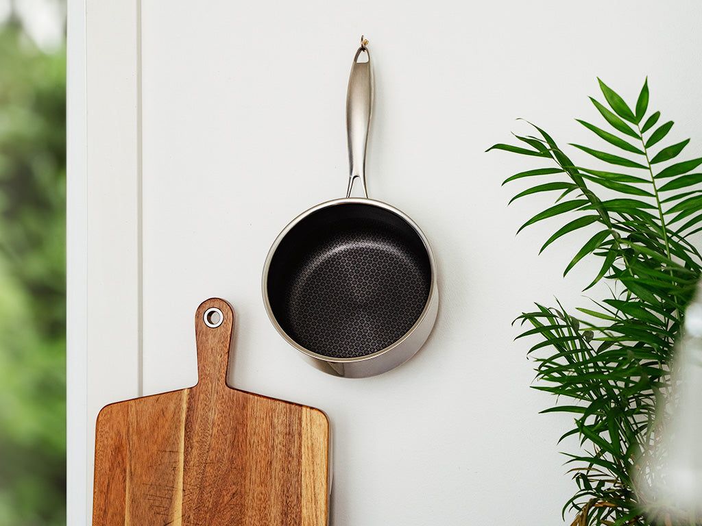 GARNEK DO SOSU 18 CM (2L)