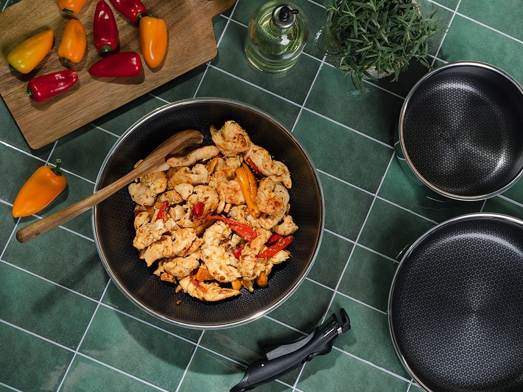 ZESTAW PATELNI WOK Z ODPINANĄ RĄCZKĄ – 2 SZT - 2