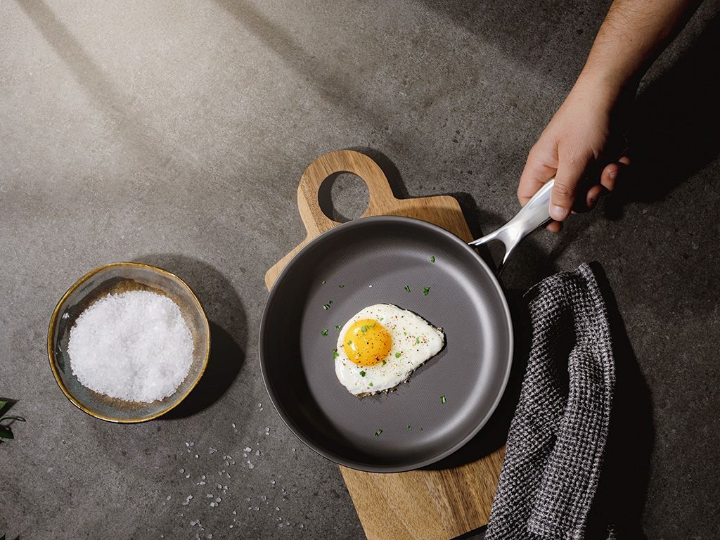 ZERO – NATURALNA POWŁOKA NIEPRZYWIERAJĄCA PATELNIA 30CM - 10