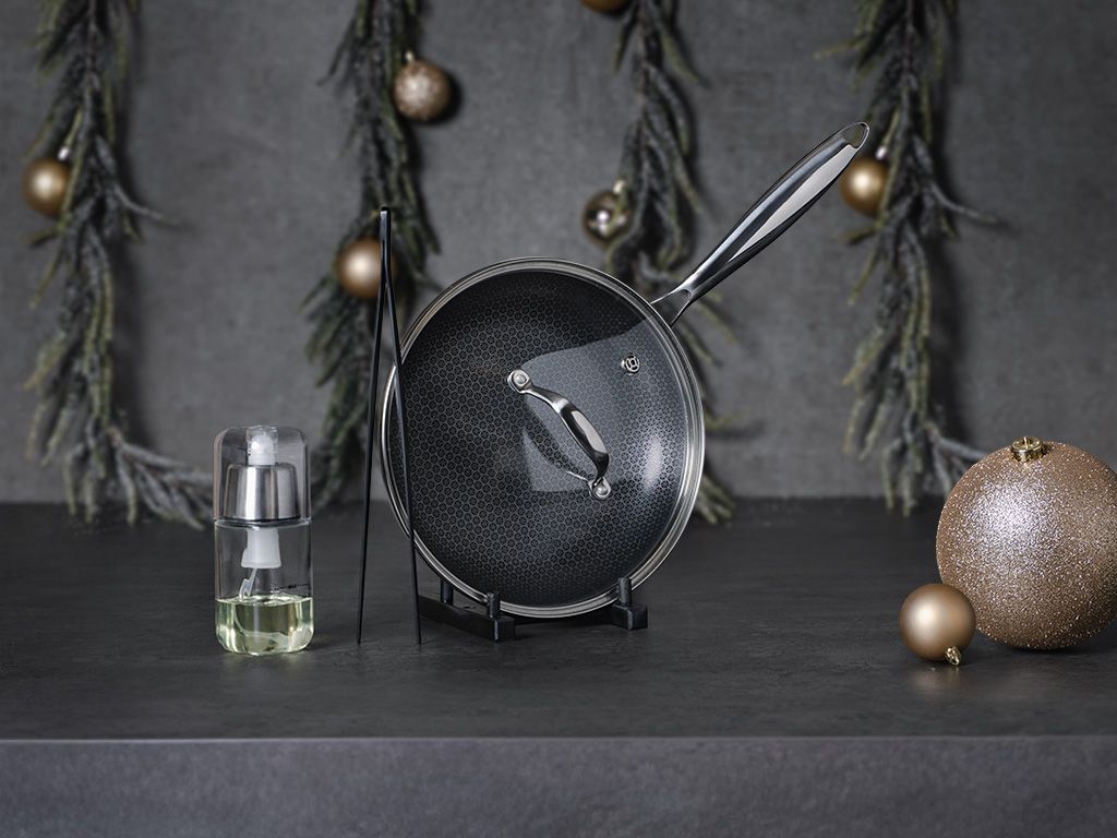 PODSTAWOWY ZESTAW PATELNI 24 CM - 1