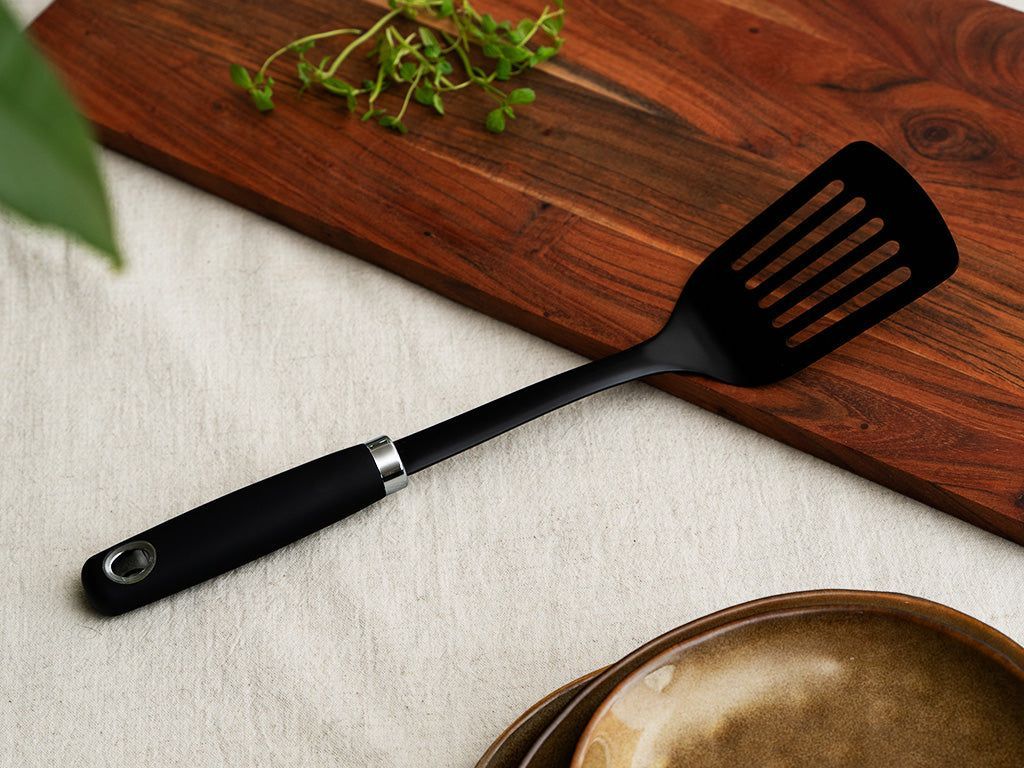 LOPATKA Z DZIURKAMI - 3