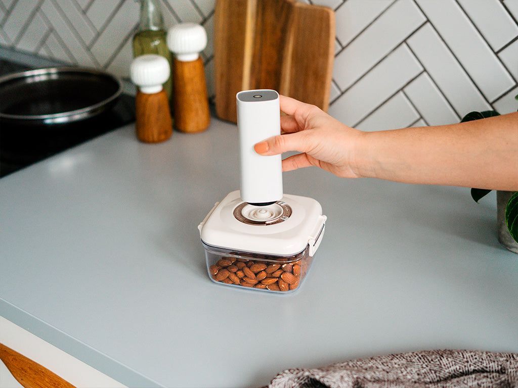 POJEMNIK VACUUM DO PRZECHOWYWANIA 700 ML