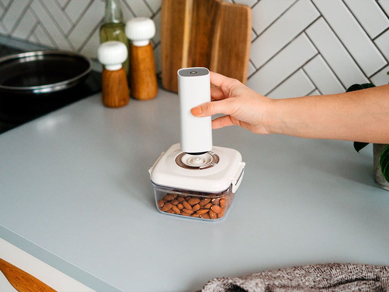 POJEMNIK VACUUM DO PRZECHOWYWANIA 700 ML