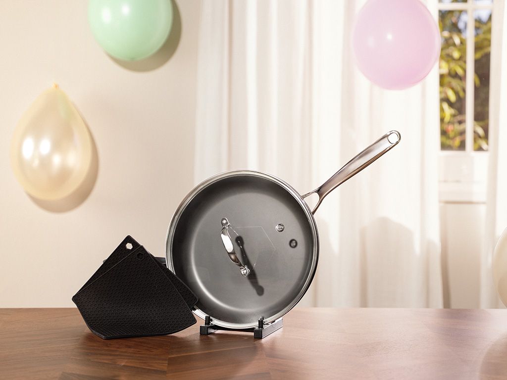 PODSTAWOWY ZESTAW PATELNI ZERO – 28 CM - 1