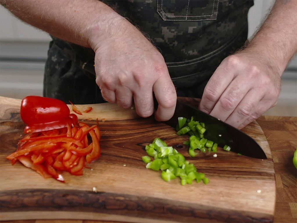 NOŻ SANTOKU 18 CM